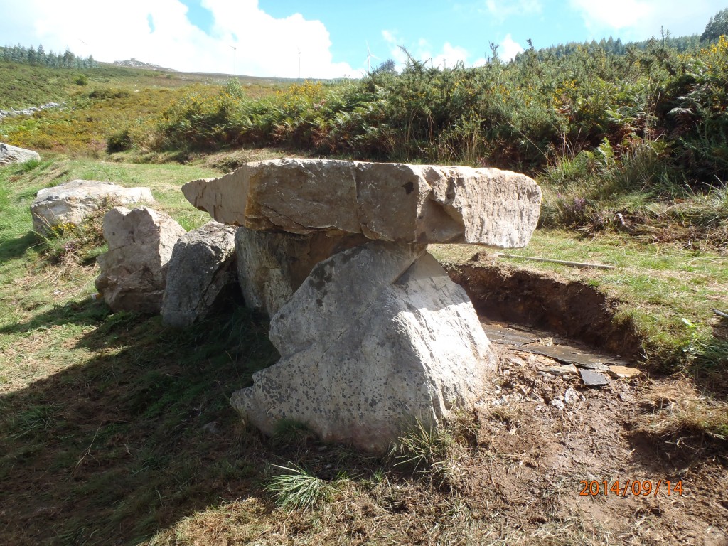 Altar de Priciliano no pedregal de Irimia Meira